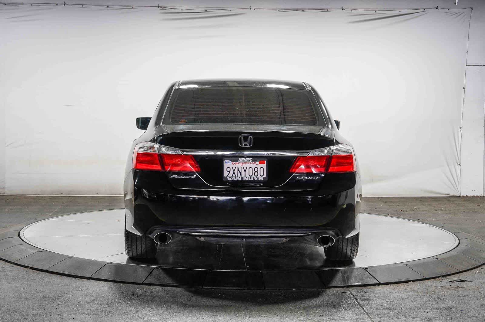 Used 2013 Honda Accord Sport image 3