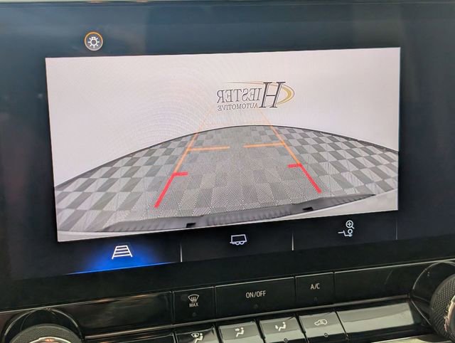 Used 2023 Chevrolet Colorado W/T image 19