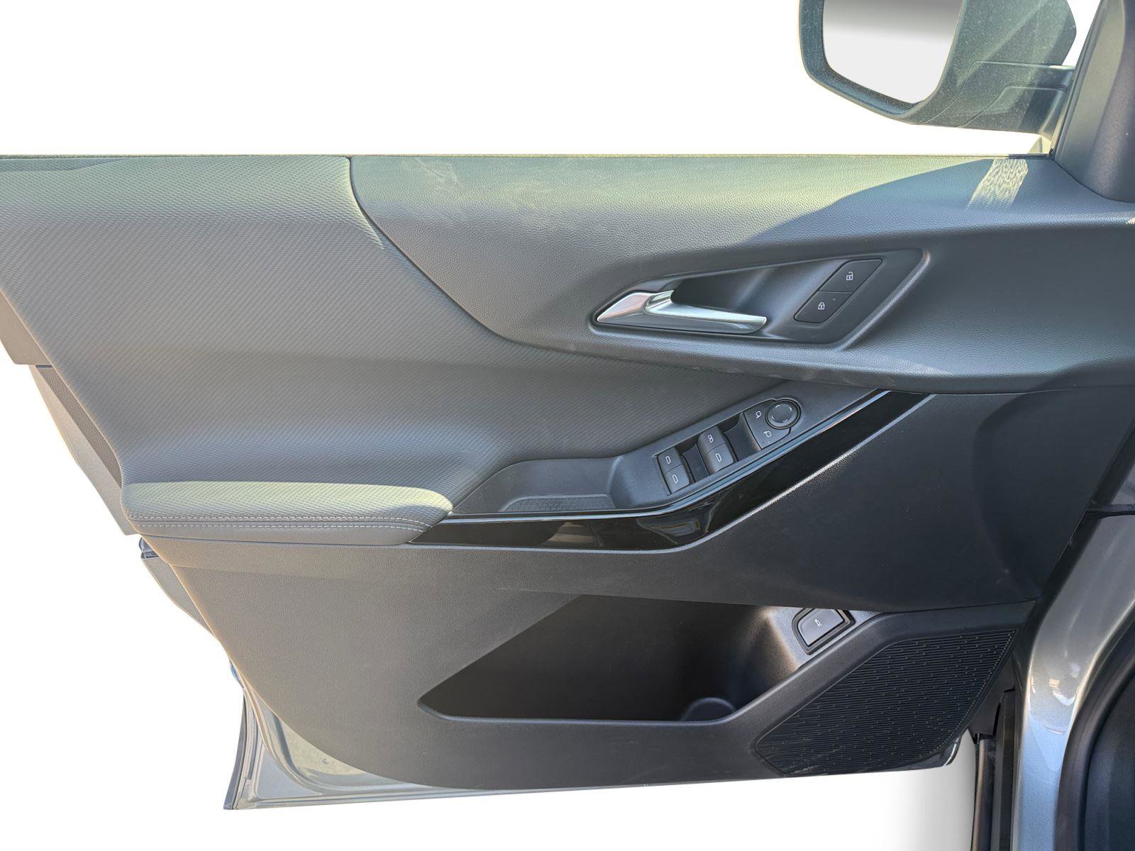 New 2026 Chevrolet Equinox LT image 9