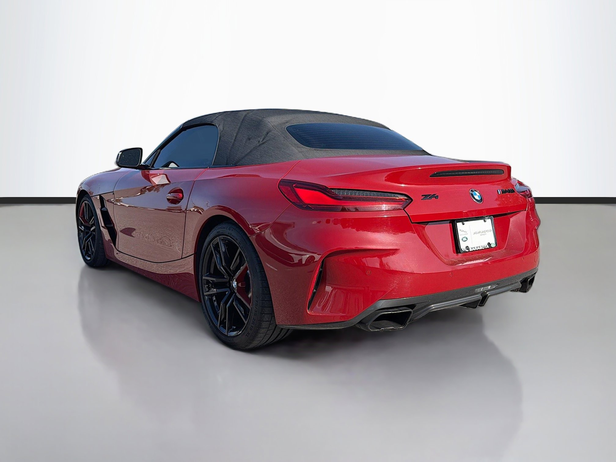 Used 2020 BMW Z4 M40i w/ Executive Package image 3