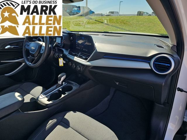 Used 2024 Chevrolet Trax LS w/ LS Convenience Package image 28