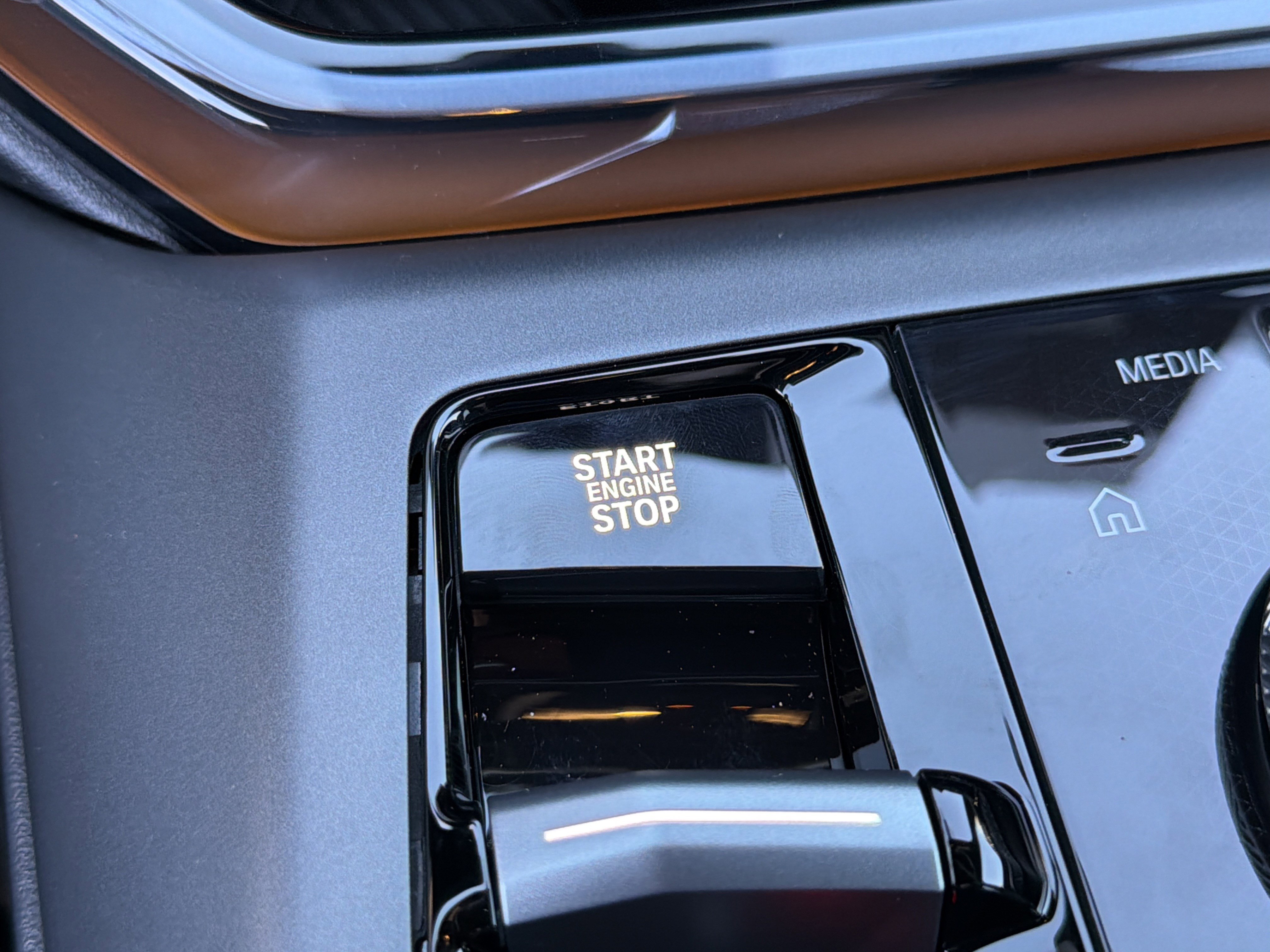 New 2026 BMW X3 xDrive30 w/ Premium Package image 8