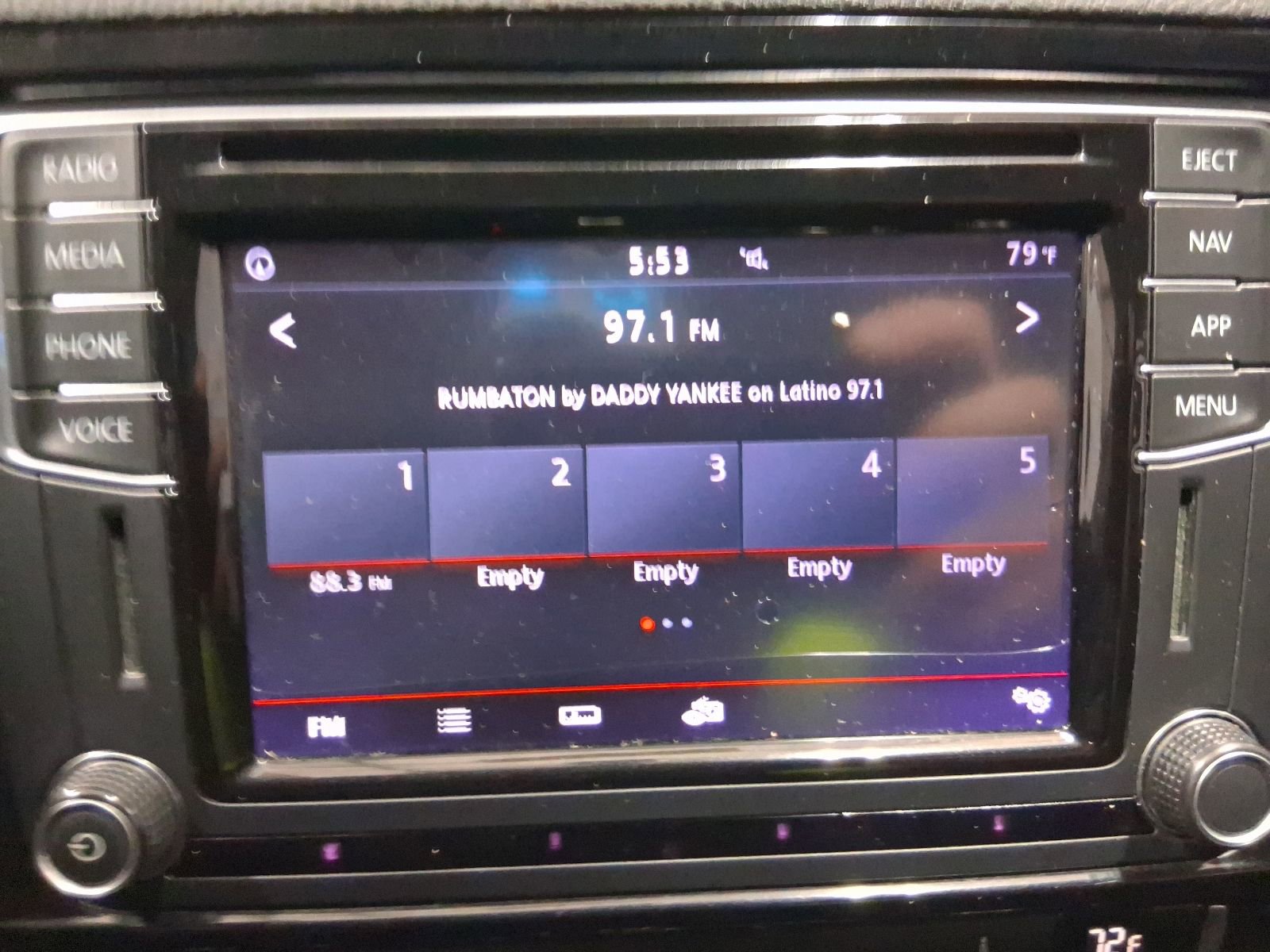 Used 2018 Volkswagen Jetta SEL FWD image 25