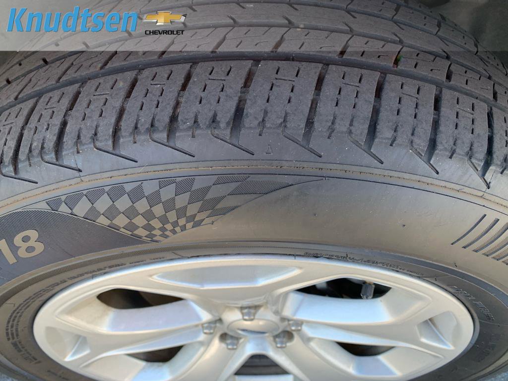 Used 2014 Ford Edge SEL FWD image 10