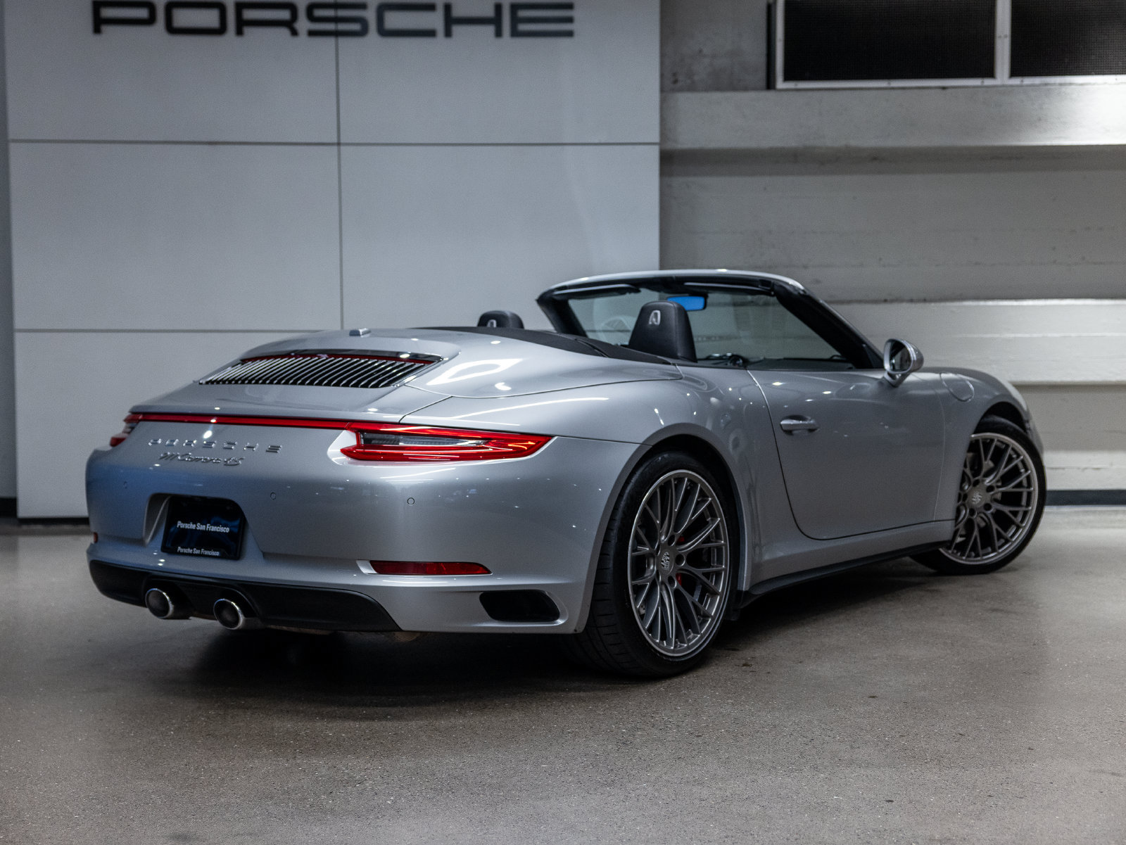 Certified 2017 Porsche 911 Carrera 4S AWD/4WD image 8