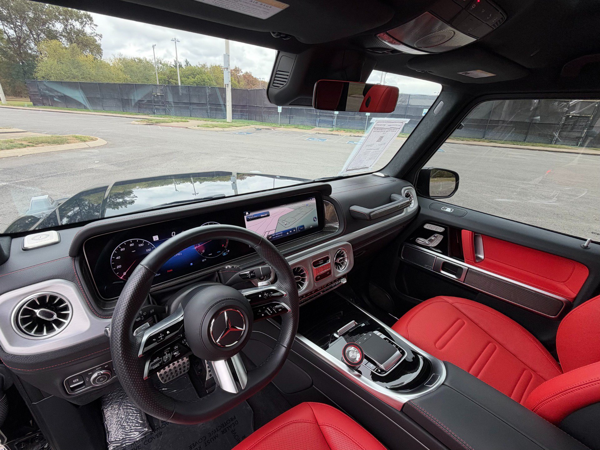 Used 2025 Mercedes-Benz G 550 image 12