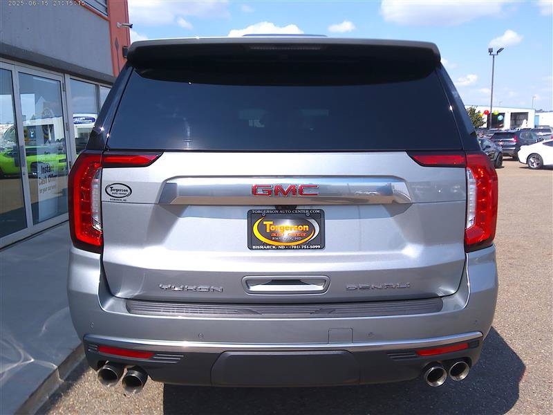 Used 2024 GMC Yukon XL Denali w/ Advanced Technology Package AWD/4WD image 27