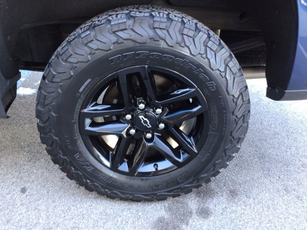 Used 2021 Chevrolet Silverado 1500 LT Trail Boss w/ Bed Protection Package image 10