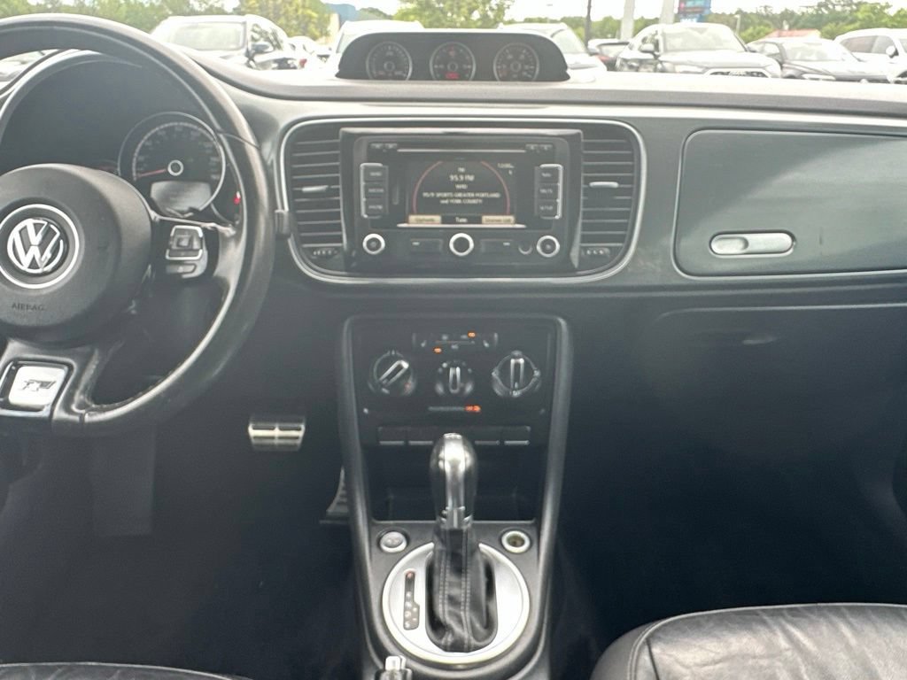 Used 2014 Volkswagen Beetle R-Line FWD image 18