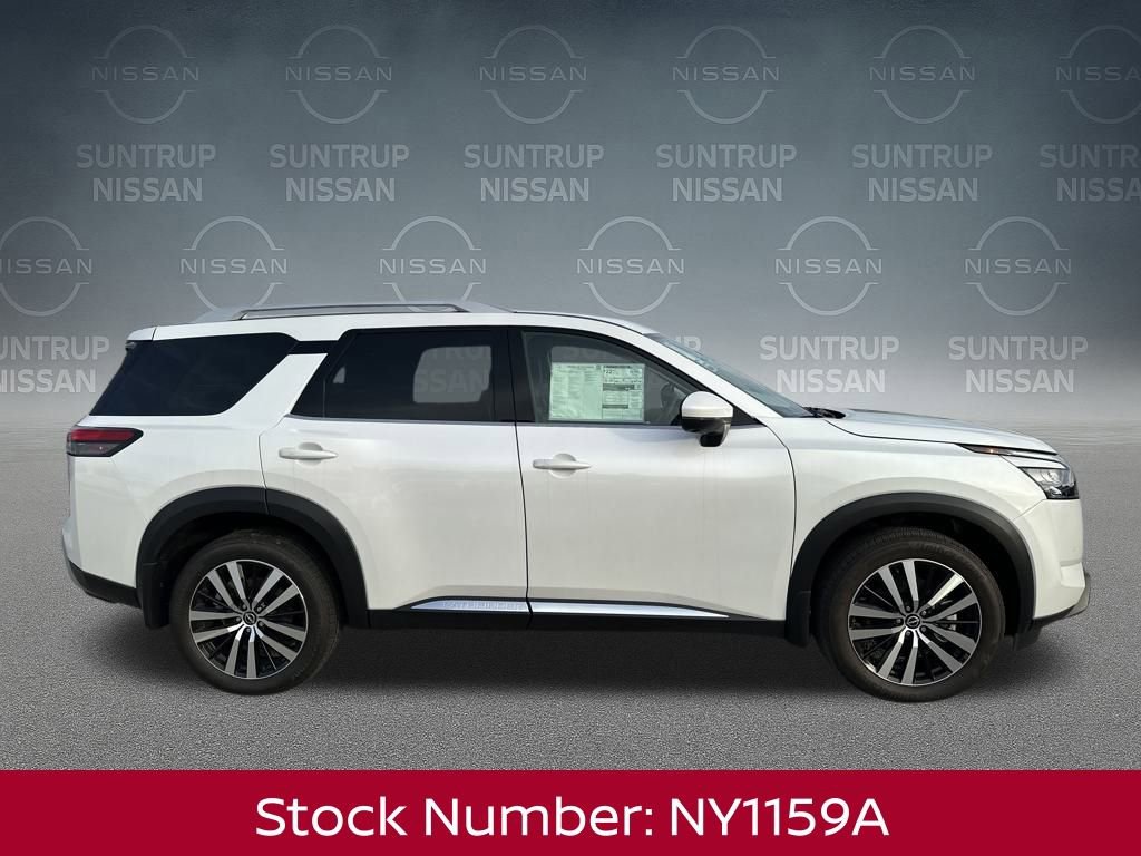 New 2025 Nissan Pathfinder Platinum w/ Cargo Package image 7
