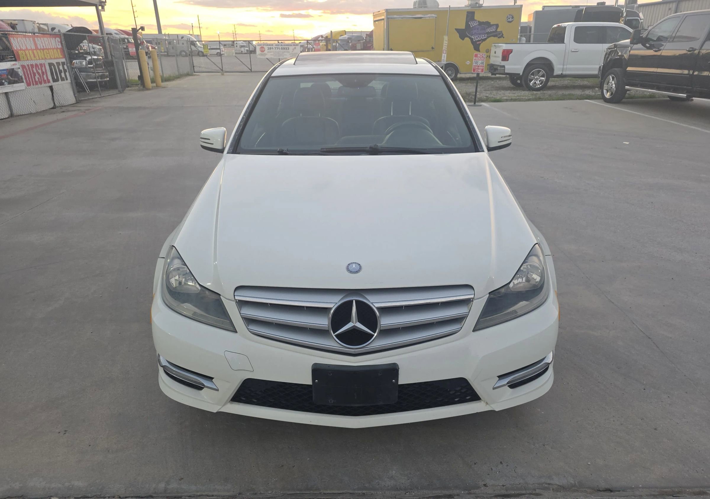 Used 2012 Mercedes-Benz C 250 Sedan image 4