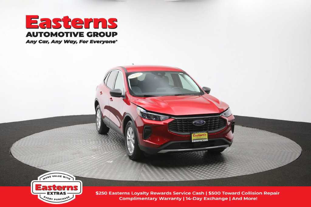 Used 2023 Ford Escape Active AWD/4WD image 52