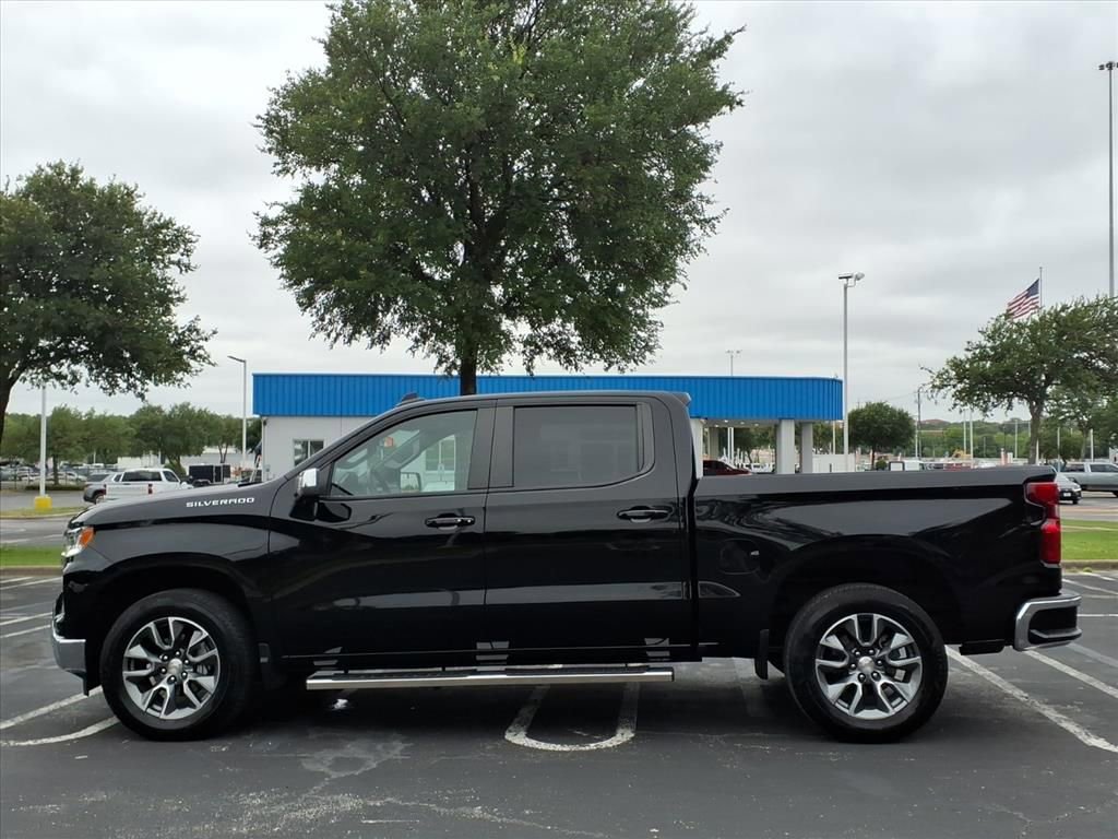 Used 2024 Chevrolet Silverado 1500 LT w/ Safety Package RWD image 10