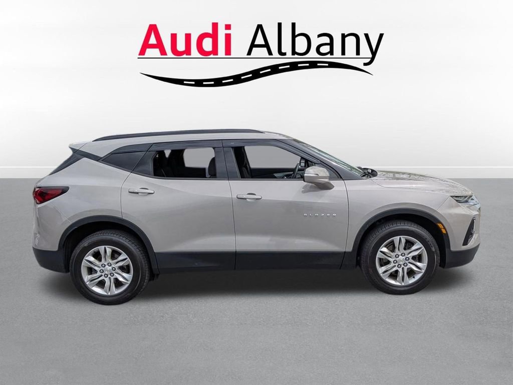Used 2021 Chevrolet Blazer LT AWD/4WD image 3