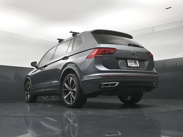 Used 2022 Volkswagen Tiguan SEL R-Line AWD/4WD image 22