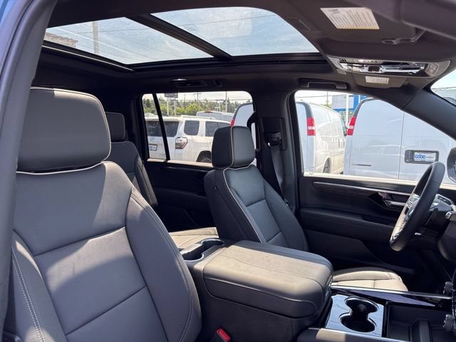 New 2026 Chevrolet Suburban Premier w/ Sun And Tow Package AWD/4WD image 48