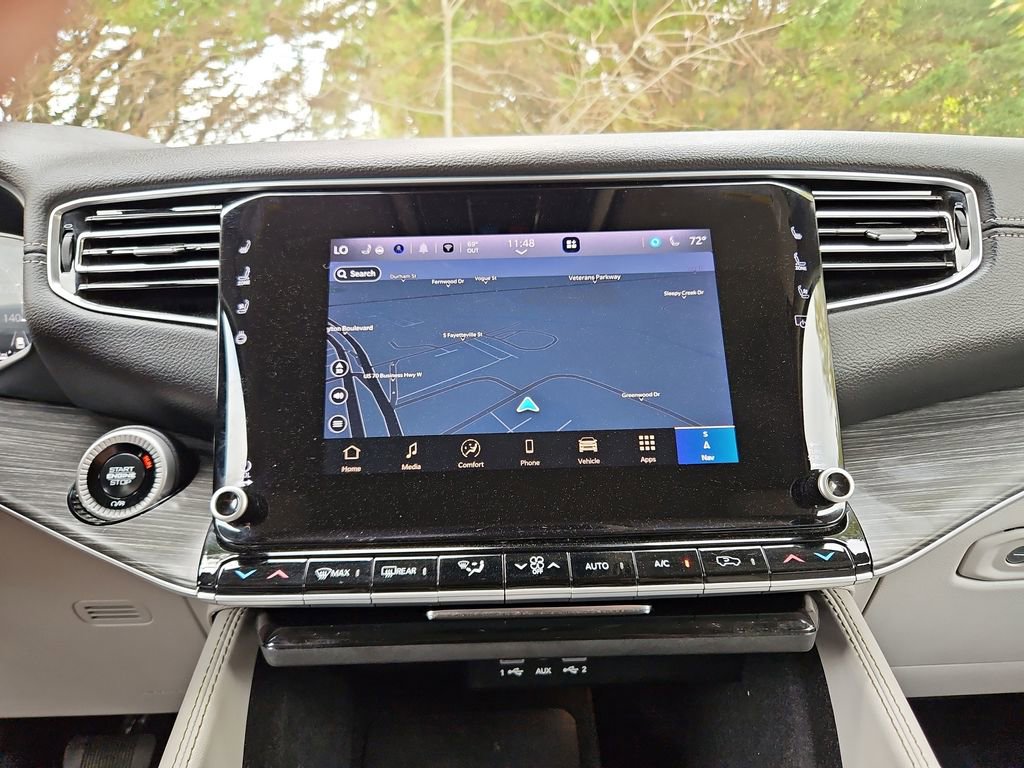 Used 2024 Jeep Wagoneer L Series II image 18