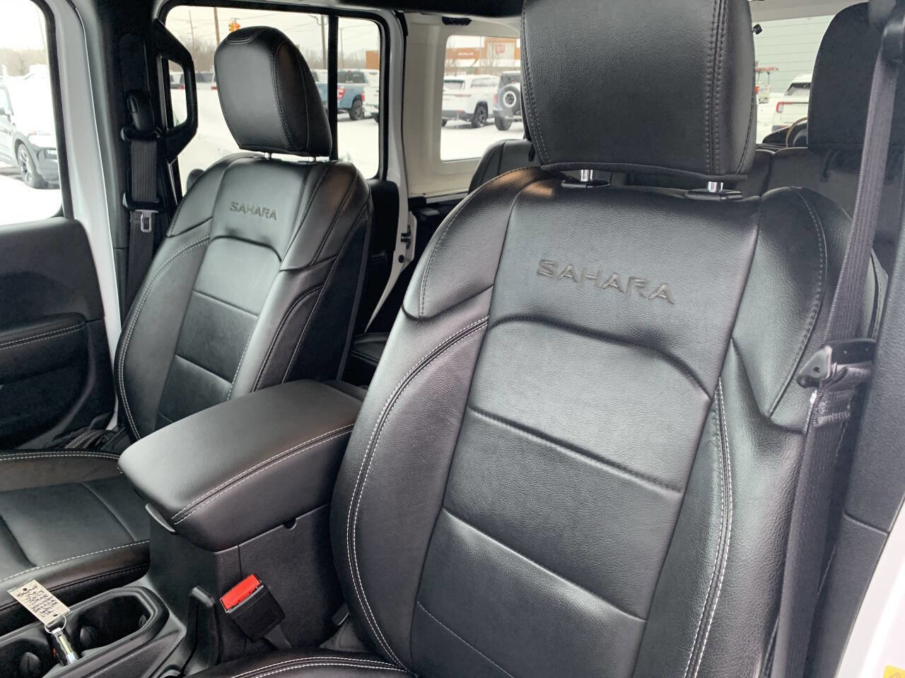 Used 2023 Jeep Wrangler Unlimited Sahara w/ LED Lighting Group image 13