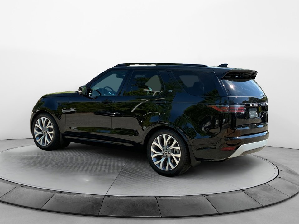 New 2026 Land Rover Discovery Limited Edition AWD/4WD image 5