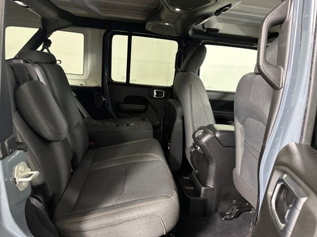 Used 2024 Jeep Wrangler Unlimited w/ Convenience Group image 27