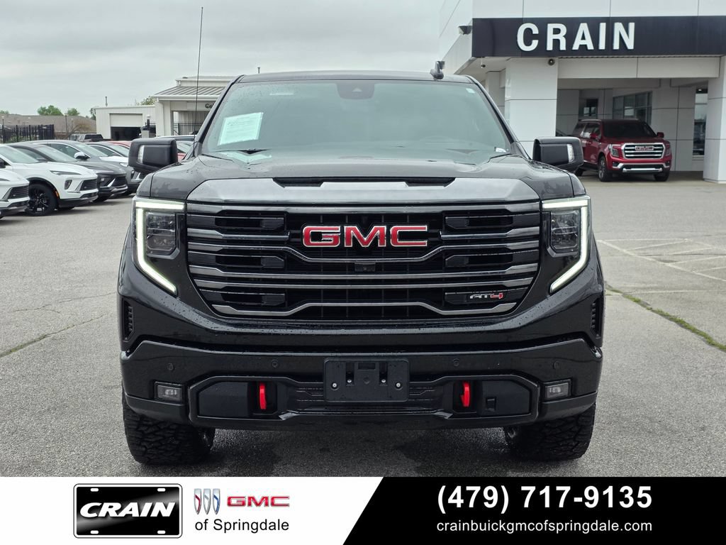 Used 2024 GMC Sierra 1500 AT4 w/ Technology Package AWD/4WD image 2