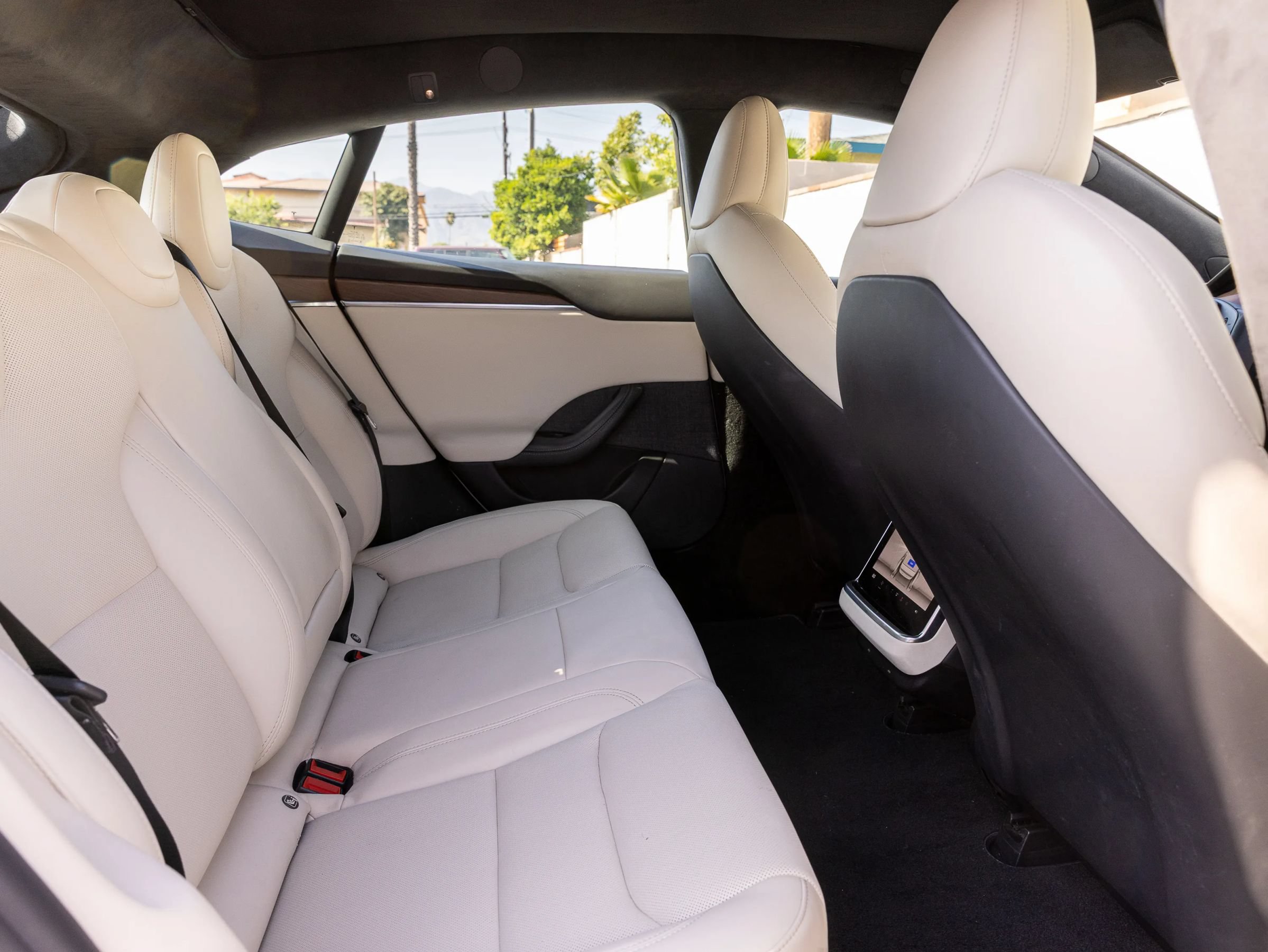 Used 2021 Tesla Model S Long Range AWD/4WD image 31