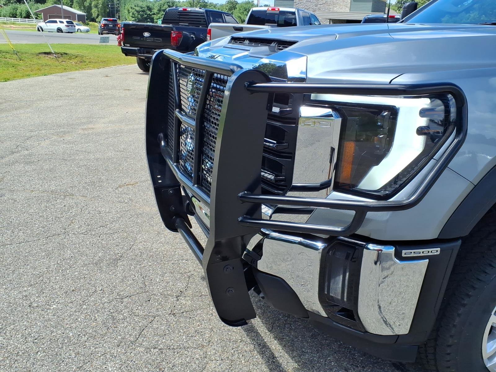 Used 2026 GMC Sierra 2500 Pro w/ Convenience Package AWD/4WD image 14