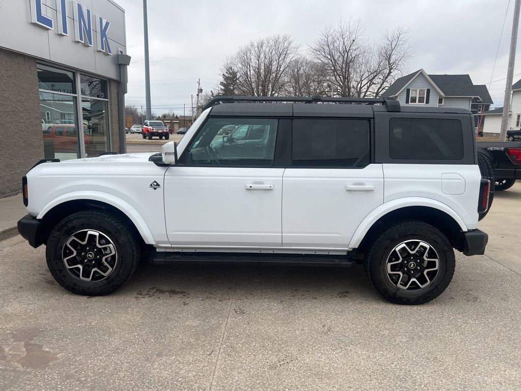 Used 2024 Ford Bronco Outer Banks image 1