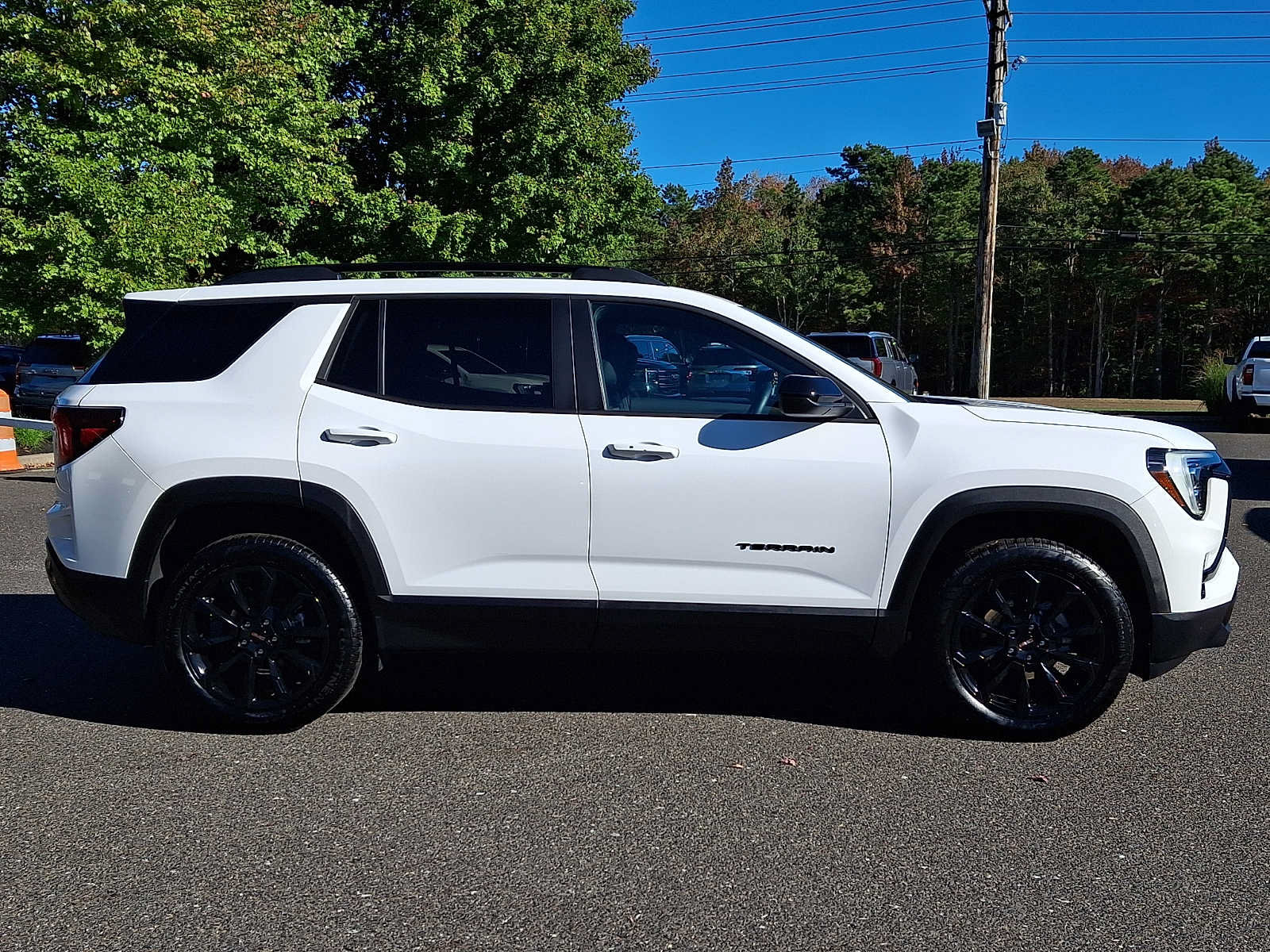 Used 2026 GMC Terrain Elevation w/ Elevation Premium Package AWD/4WD image 7