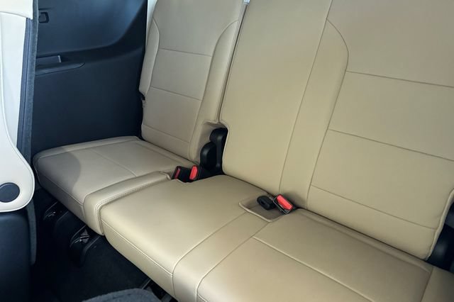 New 2026 Buick Enclave Preferred w/ Super Cruise Package AWD/4WD image 17