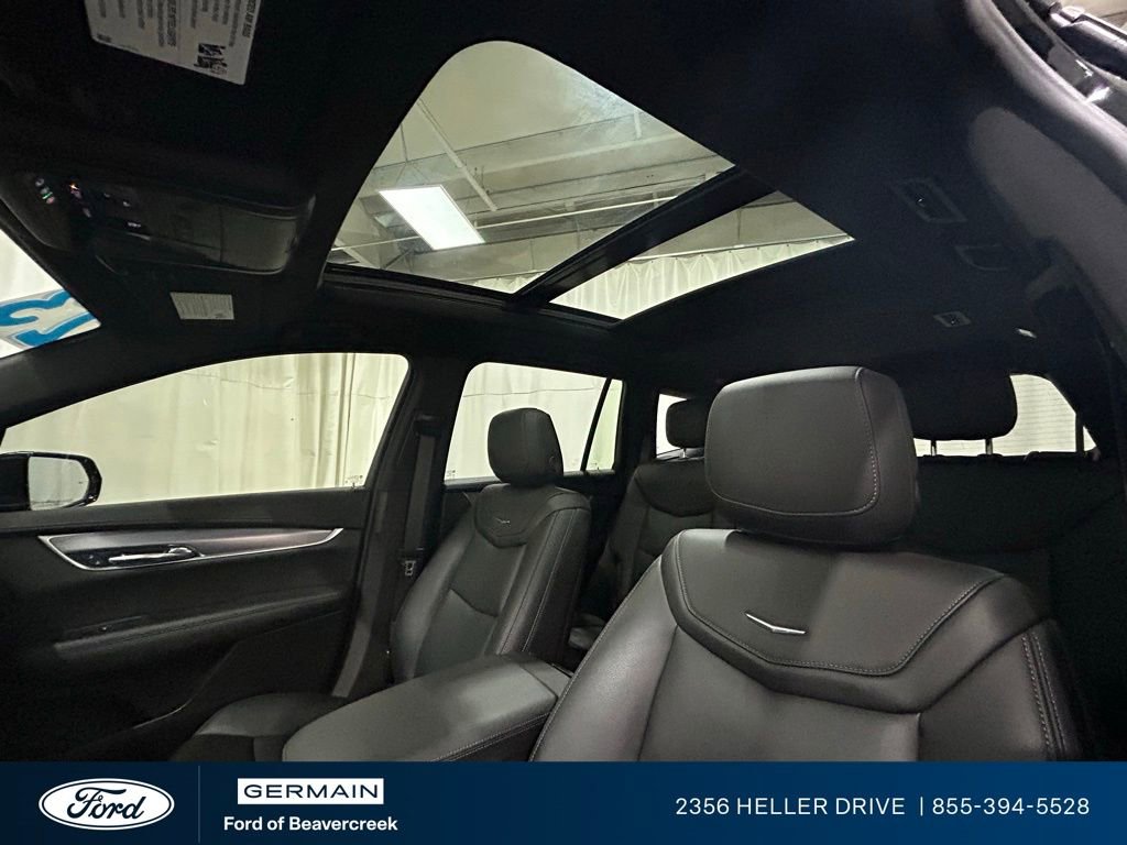Used 2023 Cadillac XT6 Luxury image 16
