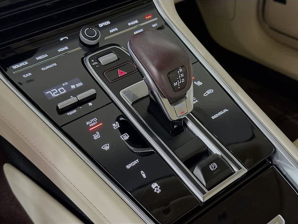 Used 2020 Porsche Panamera 4 AWD/4WD image 18