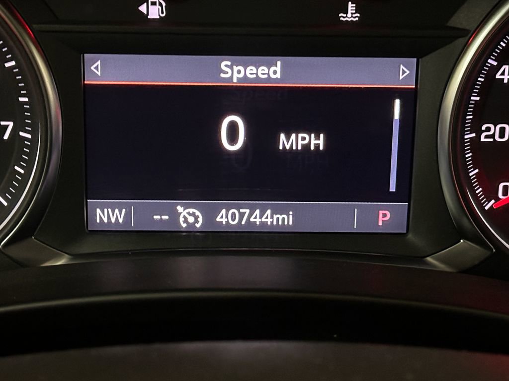 Used 2024 GMC Terrain SLT image 55