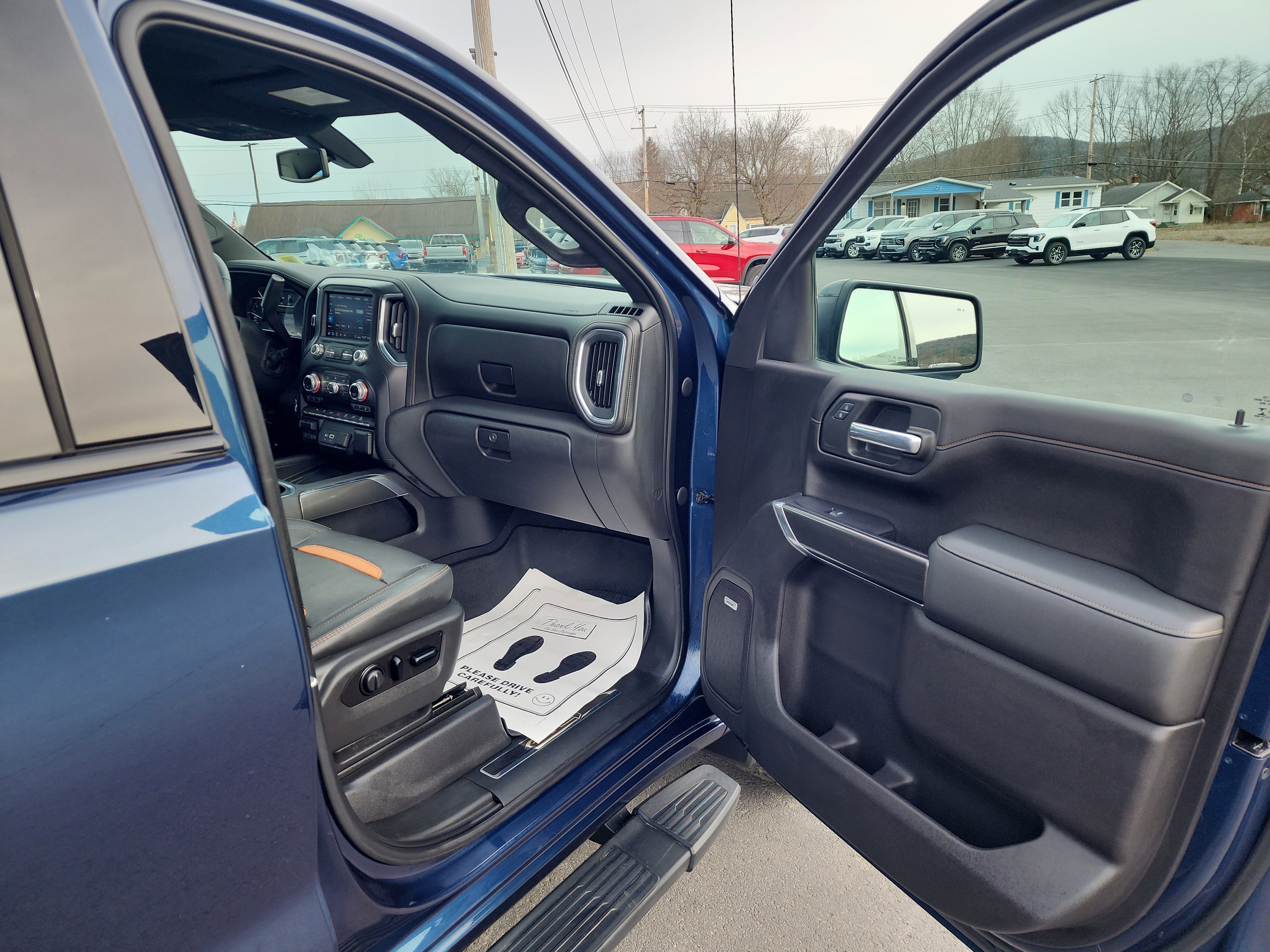 Certified 2020 GMC Sierra 1500 AT4 w/ AT4 Premium Package AWD/4WD image 37