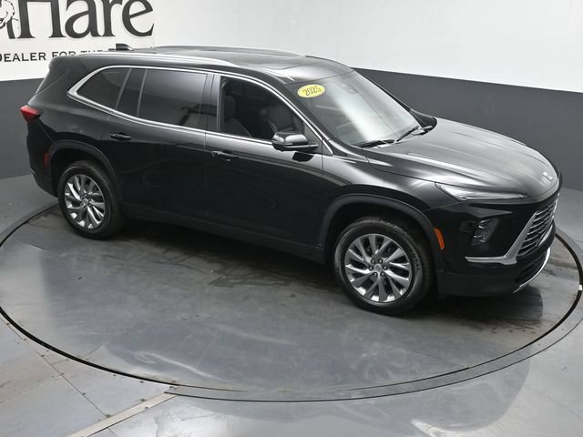 Used 2025 Buick Enclave Preferred w/ Power Package AWD/4WD image 39
