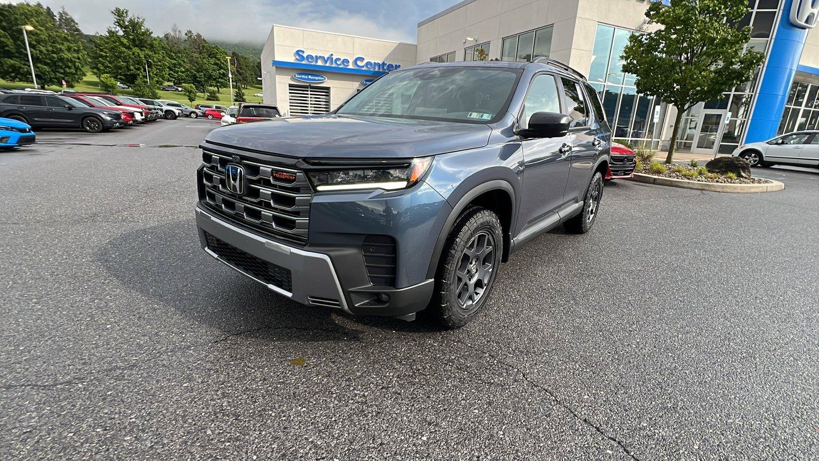 Used 2026 Honda Pilot TrailSport image 8