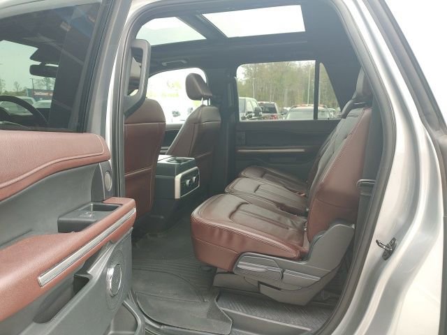 Used 2022 Ford Expedition Max Limited image 14