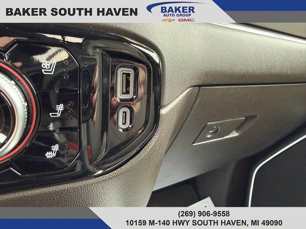 Used 2025 GMC Sierra 2500 SLT w/ SLT Premium Package image 36