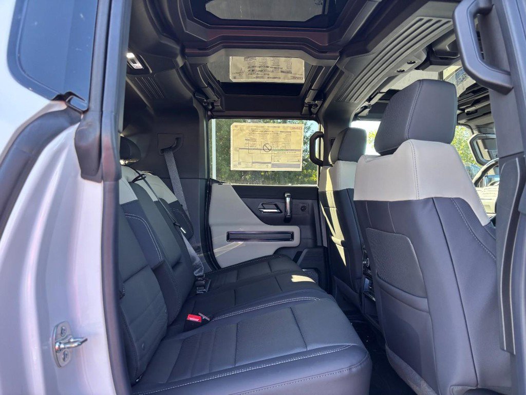 New 2026 GMC Hummer EV SUV AWD/4WD image 7