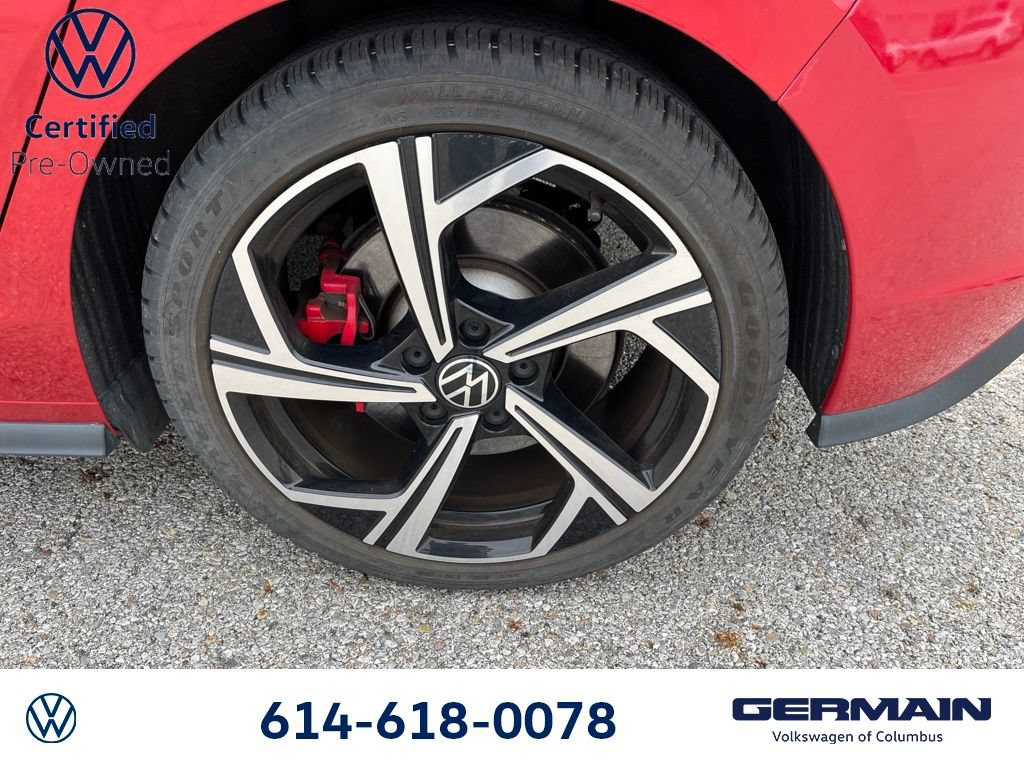 Used 2024 Volkswagen GTI SE FWD image 14