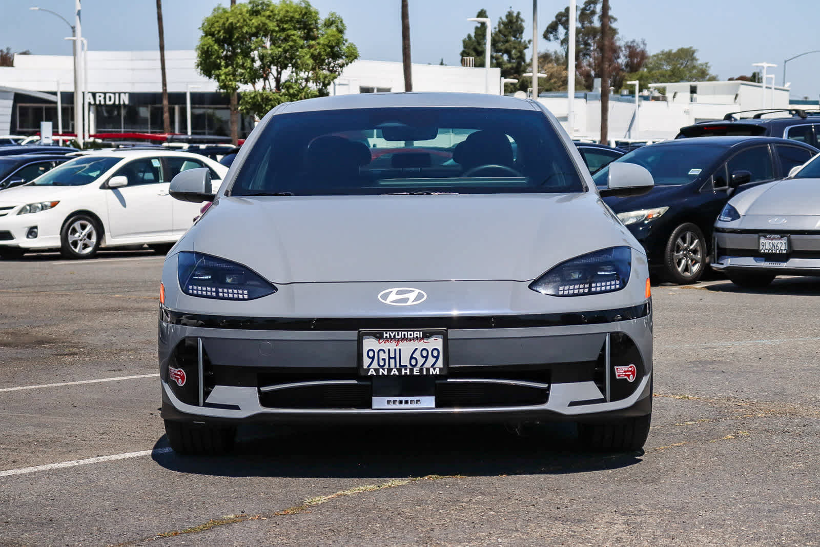 Used 2023 Hyundai Ioniq 6 SEL RWD image 2