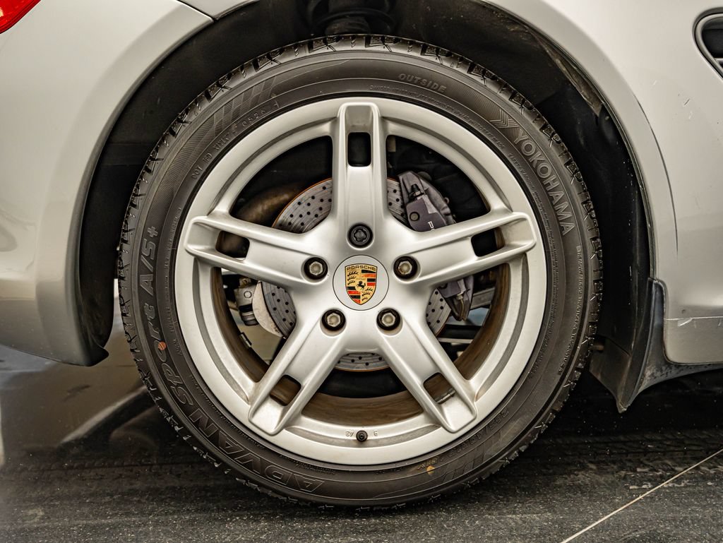 Used 2005 Porsche Boxster RWD image 13