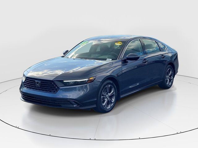 Certified 2023 Honda Accord EX image 27