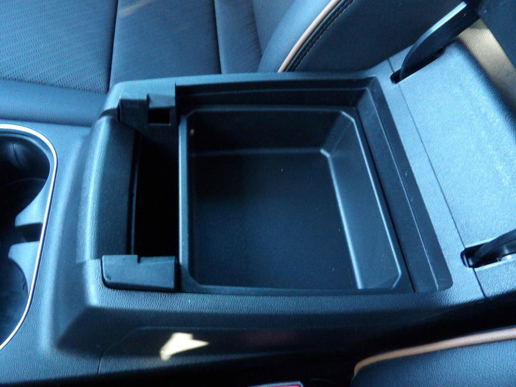 Used 2023 GMC Canyon AT4 w/ AT4 Premium Package image 30