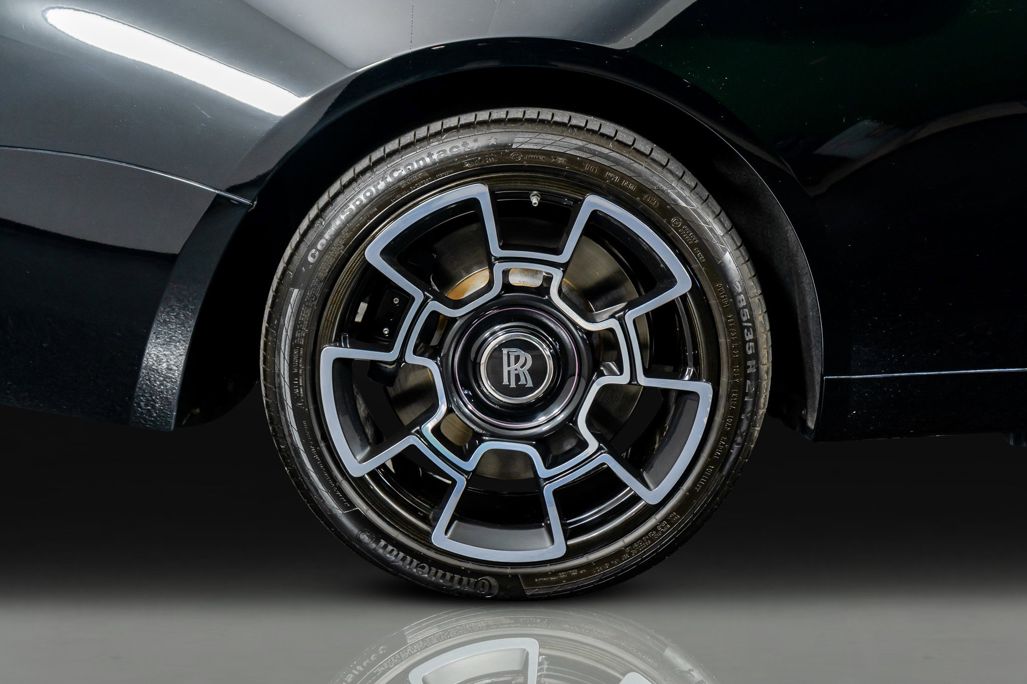 Used 2020 Rolls-Royce Wraith RWD image 9