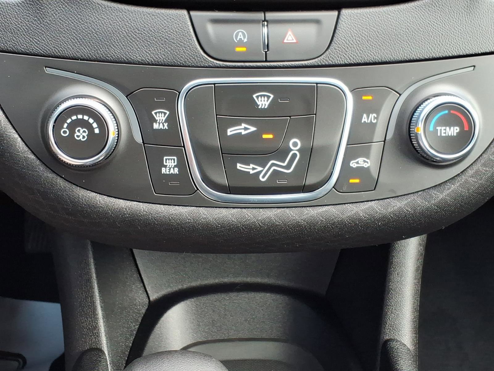 Used 2022 Chevrolet Malibu RS image 18