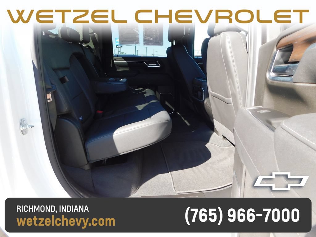 Used 2025 GMC Sierra 2500 SLT AWD/4WD image 29