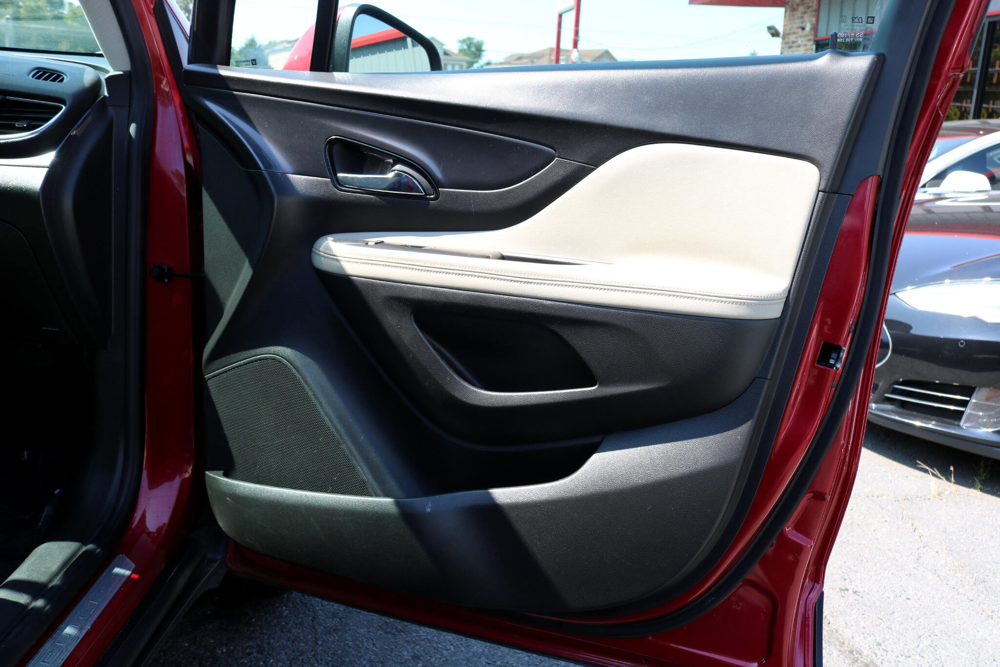 Used 2018 Buick Encore Preferred image 42