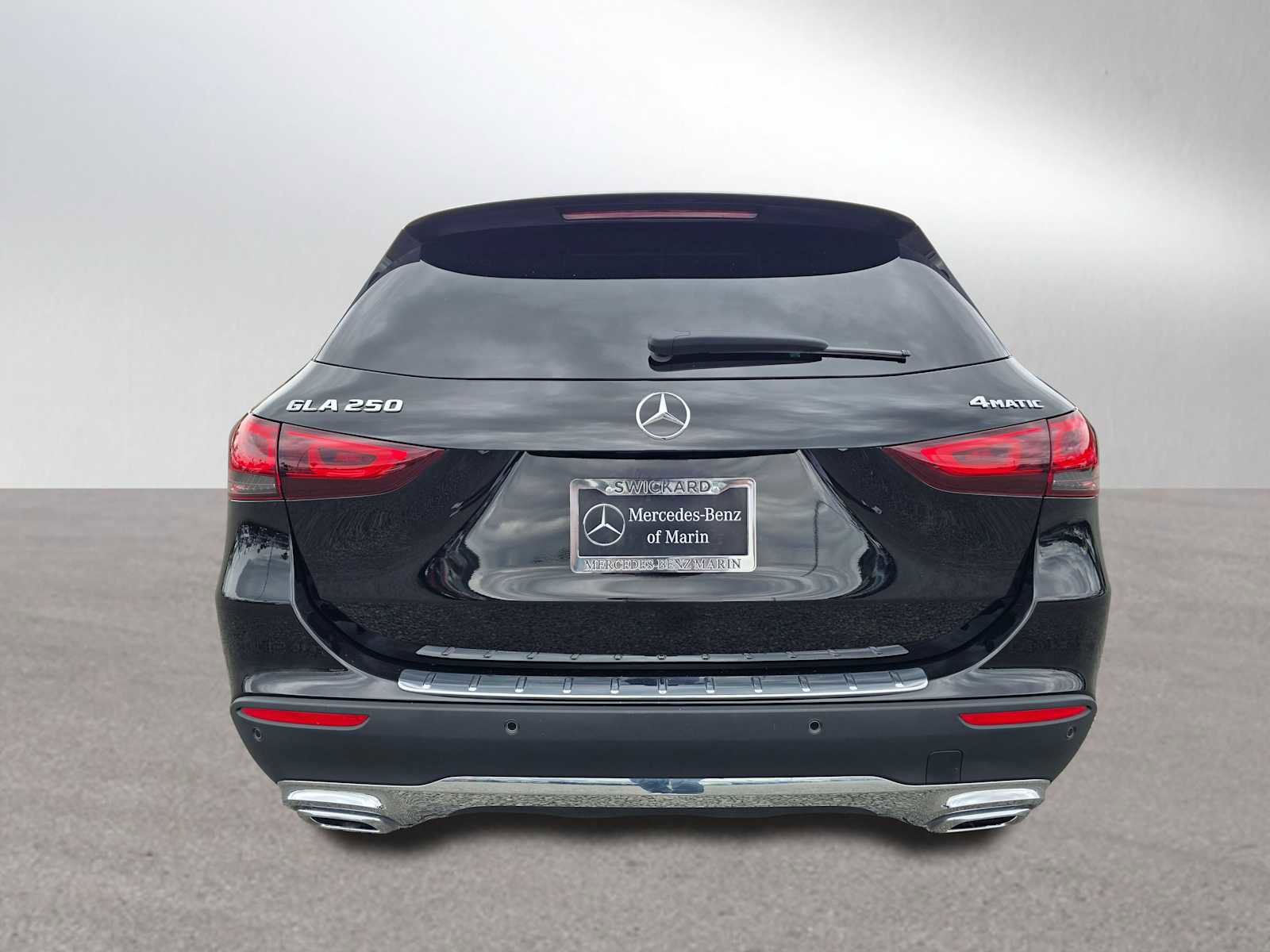 Used 2023 Mercedes-Benz GLA 250 4MATIC image 4