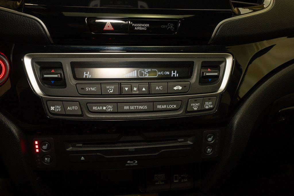 Used 2022 Honda Pilot Black Edition image 19